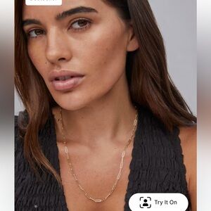 Kendra Scott Paperclip Necklace